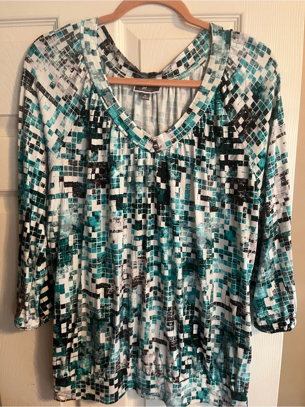 JM Collection Teal and Black Geometric V-Neck Long Sleeve Top